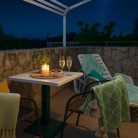 Sunny With Seaview 1402 Apartment *
